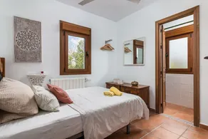 Finca vicino a Pizarra, vicino a Malaga e al mare, piscina, WiFi, tutte le camere hanno il proprio bagno - Image 5