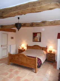 Beautiful stone property in a tranquil, listed, bastide village - Image 5