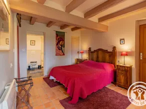Gîte confortable 2 chambres avec jardin, animaux admis, Wifi, parking - Image 5
