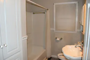 Cozy Buckhead Home - Image 4
