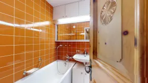 High-quality wood-clad 1-room flat on the 2nd floor for 2 persons. - Image 4