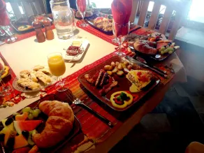 FOREST GARDENS GETAWAY is a bed and breakfast located in the beautiful UP! - Image 5