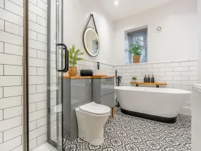 Totally refurbished cottage, decorated and equipped to a high standard. - Image 2