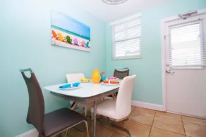 🌴 Tranquil Coastal Escape @ Clearwater Beach Suites | Steps to Sand • Heated Pool ➠ CBS 203 - Image 4
