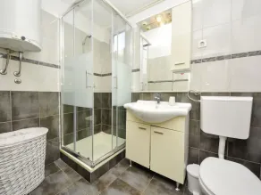 Apartment Renata by Interhome - Image 2