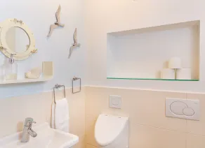 Comfortable and luxurious apartment with a great sea view and located directly i - Image 5