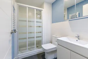 AYZ Villegas - Auto check-in property - Image 3