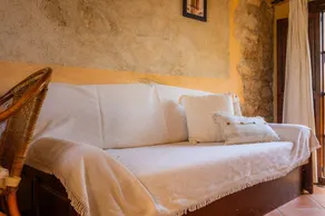 Apartment \"Es Forn\" with Mountain View, Shared Pool & Wi-Fi - Image 5
