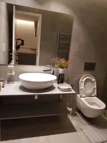 Apartment  : 10th fr - Image 2
