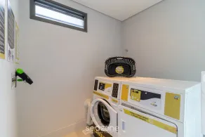 Apartments Just a few Minutes From Ufsc, Condo With Laundry Facilities - Image 3