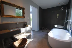 Marilove is a luxury Boutique Villa with private swimming pool and jacuzzi - Image 3