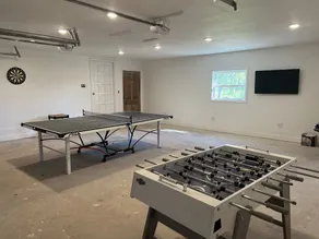 LakeView Villa, lake access, lake view, hot tub, game room, outdoor space - Image 2
