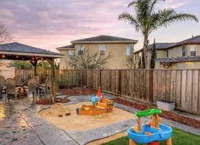 Family Friendly Retreat Near Monterey Sleeps 16+ |Sauna, Gazebos & Putting Green - Image 3