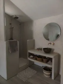 Paisible Appartement Avec sa Cour Fermée - Image 3