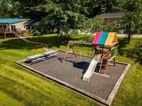 Familievenlig sommerhus og hytte med 13 soveværelser plus 3 RV pads (fuld) - Image 3