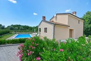 House 598/1443 (Istria - Sveti Lovreč), 18000m from the beach - Image 4