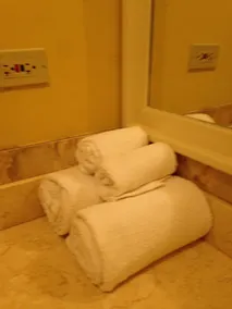Casa Royale Guest Apartment - Image 1