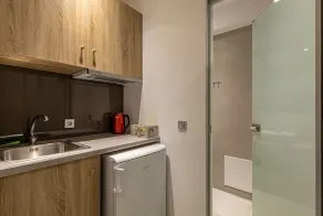 ARETI LUXURY APARTMENT - Image 4