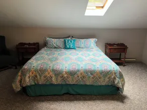 Cozy Woodland 4 Bedroom - Image 5