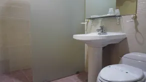 Loa Hotel - Image 5
