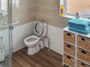 2 bedroom accommodation in North Bersted, near Bognor Regis - Image 4