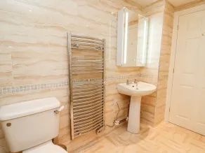 BRIDGEND COTTAGES, character holiday cottage in Llandrindod Wells - Image 3