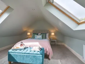 WALTON HOUSE COTTAGE, romantic, with hot tub in Chapel-En-Le-Frith - Image 4
