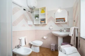 Apartamento 'Appartamento Ginepro' com terraço privado, Wi-Fi e ar condicionado - Image 3