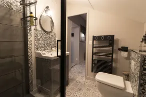 Bois Flotté, maison de ville très confortable et cosy, 2 chambres, 1 sdb, 5 mn à pied de la mer, tous commerces proche Omaha Beach et Bayeux parking gratuit - Image 3
