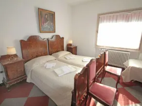 Apartment Lungolago by Interhome - Image 4