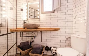 Lovely Home In Malaga - Image 4