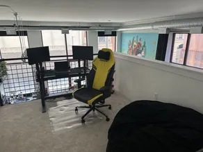 90 DAY MINIMUM STAY - Spacious Cyberpunk Themed Downtown Loft - Image 3