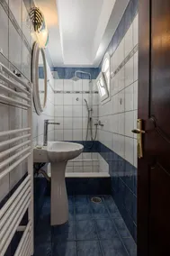 Studio 'Eleni's Top Floor' avec piscine partagée, Wi-Fi et climatisation - Image 3