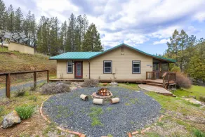 300-Acre Wilderness Retreat Near Yosemite - Image 3