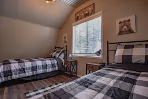 Cozy cottage nestled in the middle of Cloudcroft - Image 5