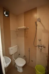 Hotel Aishwarya Inn - Image 2