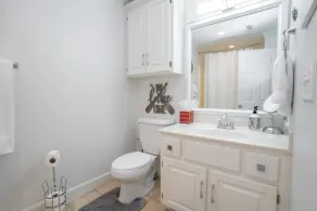 Lakefront Getaway \"Right There\" on the water in Reynolds community 2 bed/2 bath  - Image 4