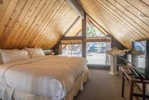 Chalet 05 by Mammoth Mountain Chalets - Image 4