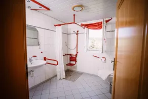 Großzügig eingerichtete Ferienwohnung für bis zu 6 Personen - Image 3