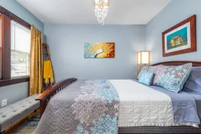Tremont  1BR  Pet Friendly, Private w/dedicated workspace and soaking tub! - Image 4
