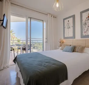 Acogedor Apartamento con Piscina a un Minuto de la Playa - Image 3