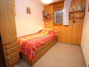 Superb Apartment With Views of the Alps - Image 4