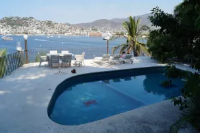 Ocean front house in traditional Acapulco, amazing view in a quiet place. - Image 4