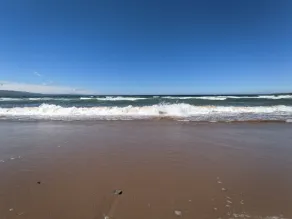 Beach, island and lighthouse - Image 5