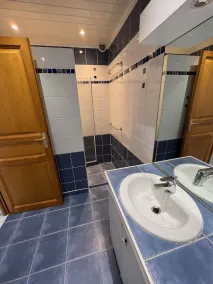 Très bel Appartement de 71 m², vue sur mer 250 m de la Plage ,du Centre-ville - Image 3