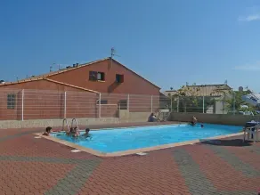 Jolie villa de type 3 avec véranda et extérieur - Image 5