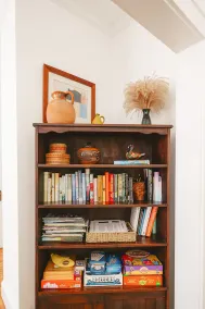 Private Downtown Sunny Retreat w/ Spacious Balcony - Image 2
