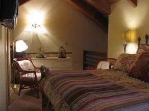 $ 249 / Nite Special 26-29 august! 100% 5-stjernet anmeldelser! Charmerende hytte på golfbanen - Image 4