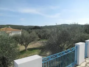 Villa with pool in Falanthi - Image 5