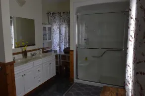 Miller House By the Bay - Image 3
